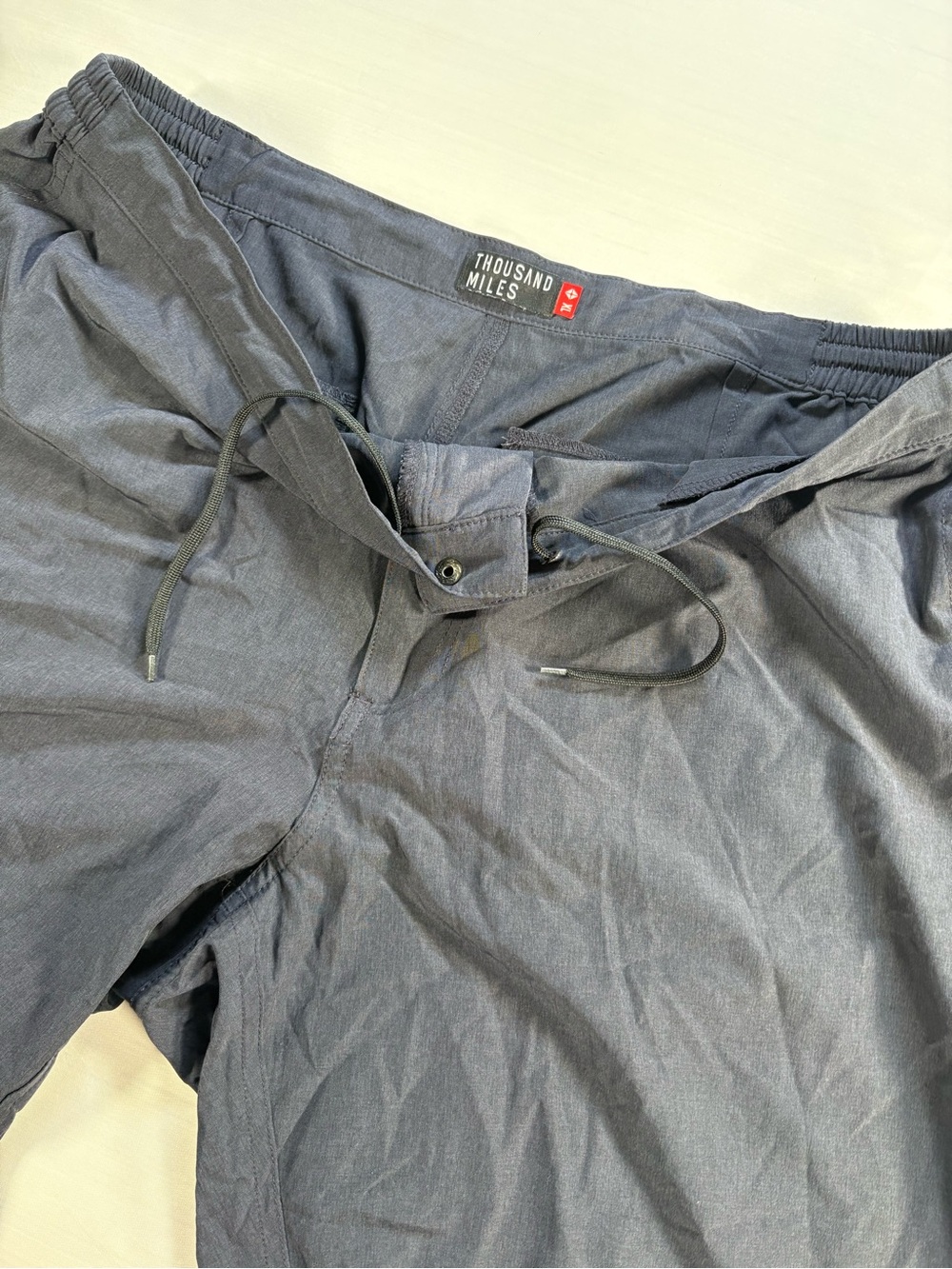 Thousand Miles Mens Size XL Dark Blue All Day Short Stretch Athletic Hybrid 7 In